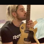 Erik Mora - @derikpaps - Instagram