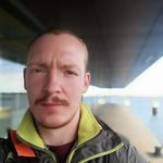 Erik Schiller - @uncl_3rik - Instagram