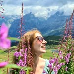 Erika | Your Daily Dose of Lauterbrunnen 🇨🇭 - @mountainmama.and.the.desert - Instagram