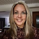 Erika Holmberg - @eholmberg71 - Instagram