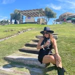 Erika Loya - @loyareyeserika - Instagram
