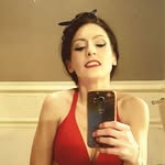 Erica Macklin - @ericalayne1982 - Instagram