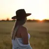 AKIRE - @erika.martel - TikTok