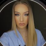 Ε R I K A - @erikatuccio - Instagram