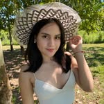 Erika Valiente - @_erigirl - Instagram