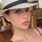 @erina.ng - Instagram