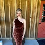 Erin Banner - @eriebear91192 - Instagram