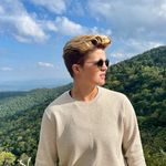 Erin Cleland - @airrrn22 - Instagram