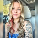 Erin Greenwald - @erindanielle_21 - Instagram