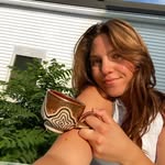 Erin Holmes - @erin_holmes_pottery - Instagram