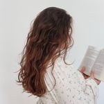 Erin Leader - @leaderthereader - Instagram