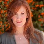 Erin Lyon - @erinlyonauthor - Instagram