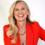 Erin Mathis - @erinstylecoach - Instagram