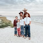 Erin Pace - @mothertowilds - Instagram