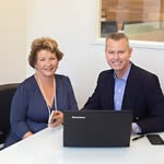Erin Pohl and Bob Pearson - @erin_and_bob - Instagram