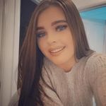 Erin Robinson - @erinrobinson7 - Instagram