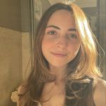 Emma Nichollas - @emma_dolphin_ - Instagram