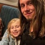 Ernest Bennett - @eleganternest - Instagram