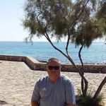 Ernest Schmidt - @ernest.schmidt.9 - Instagram