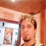 Ernesto Davis - Facebook