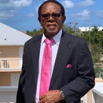 Errol Holmes - @errolholmes46 - Instagram