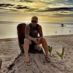 Erwin Earl Wong Alejo - @erwinearlalejo04 - Instagram