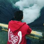 lingga.E--Jengges.E - @erwinsyahlinggaa - Instagram