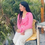 Esha Joshi - @_eshajoshi13 - Instagram
