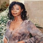 Esi Aidoo - @esi.aidoo.5 - Instagram