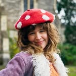 Esme Davis - @esmedavis.theatre - Instagram