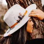 Esme Davis - @hatsified - Instagram