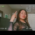 Esme Escobar - @es.me8090 - Instagram