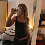 esme hall - @esme.hll - Instagram