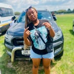 Khomotso Esme - @esme_lamola - Instagram