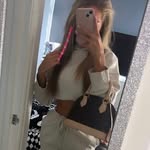 @esme_lawrence_xx - Instagram