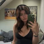 esme - @esmeleach_ - Instagram