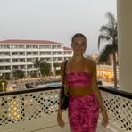 Esme Lee - Facebook