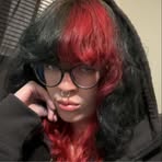 Esme Lee - Facebook
