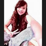 Esme Leon - @esmeleon15 - Instagram
