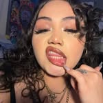 Esme Leon - @esmeleonnnn - Instagram