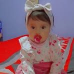Esme Mata - Facebook