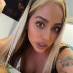 Esme Schmidt - @marxdroe - Instagram