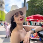 Esme Solís - @esmesolisg - Instagram
