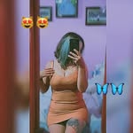 Esme Velez - @esmeralda.velez.777 - Instagram