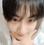 Esme Yang - Facebook