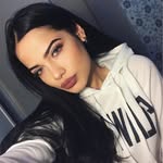 Esme - @esme_young112 - Instagram