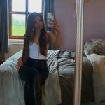 esme🤍🪬 - @esmee.brownnx - Instagram