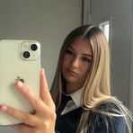 Esmee White - Facebook