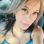 Esmeralda Bugarin - @ezzybuga - Instagram