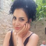 Esra Tanju - @esra_tnj - Instagram